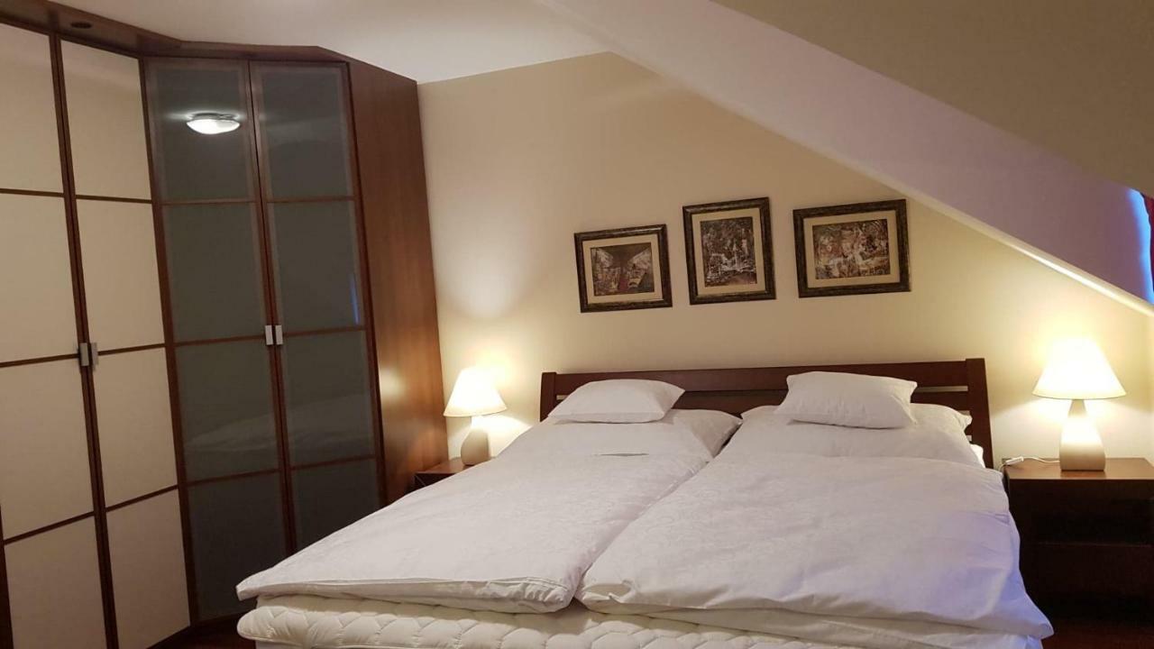 Mimi Apartman Balatonalmadi Exterior photo